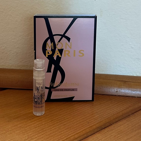 Yves Saint Laurent | Makeup | 52 Yves Saint Laurent Mon Paris Sample ...